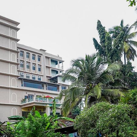 The Avenue Grand Hotel Calangute Exterior photo