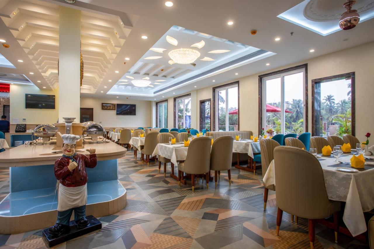 The Avenue Grand Hotel Calangute Exterior photo