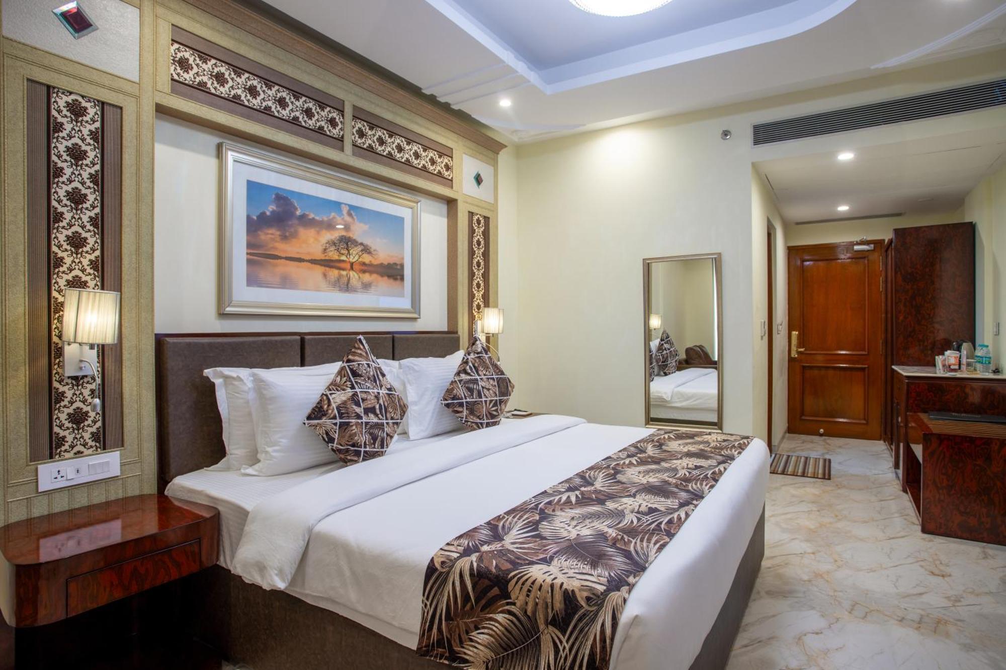The Avenue Grand Hotel Calangute Exterior photo