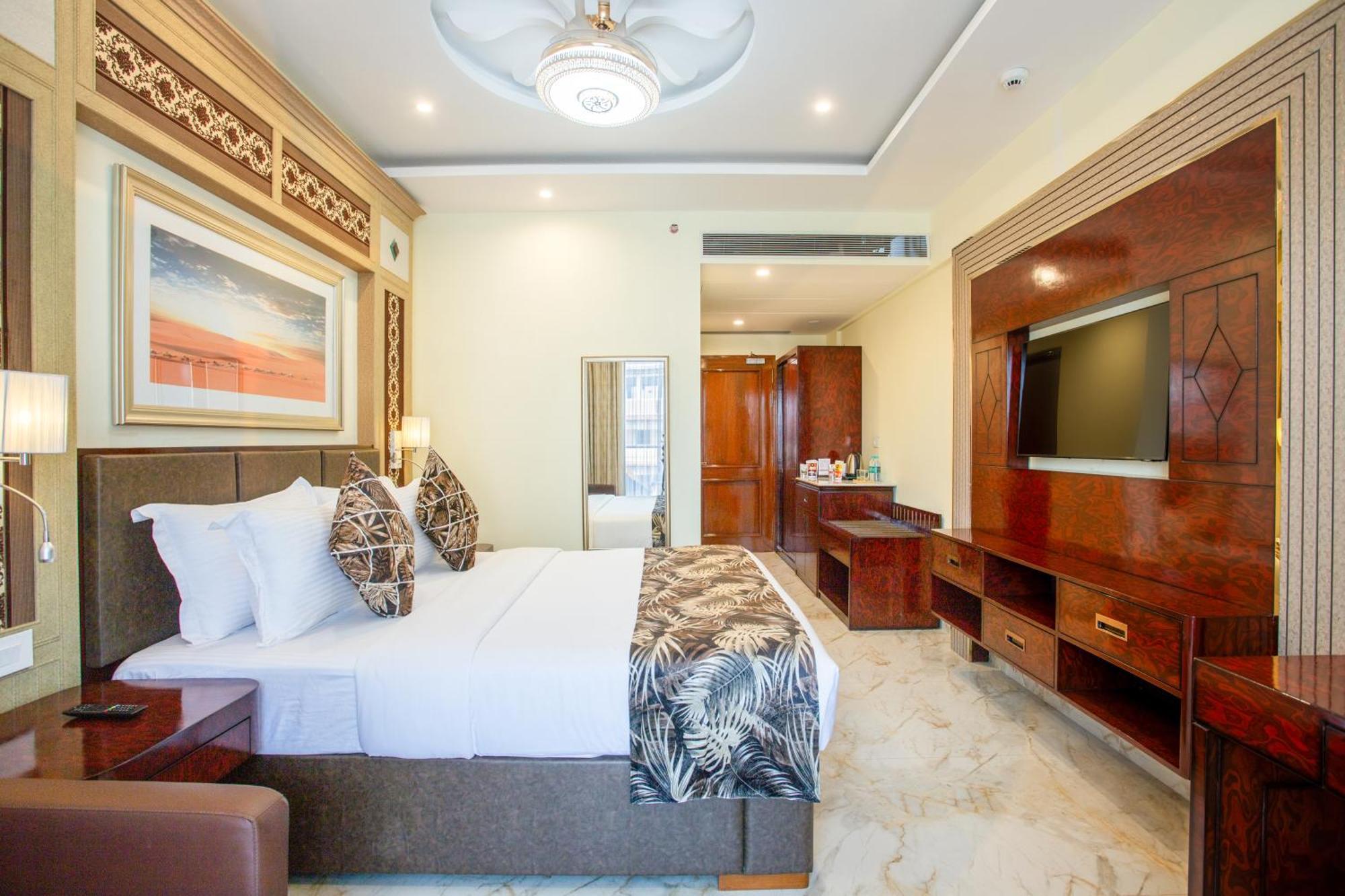 The Avenue Grand Hotel Calangute Exterior photo