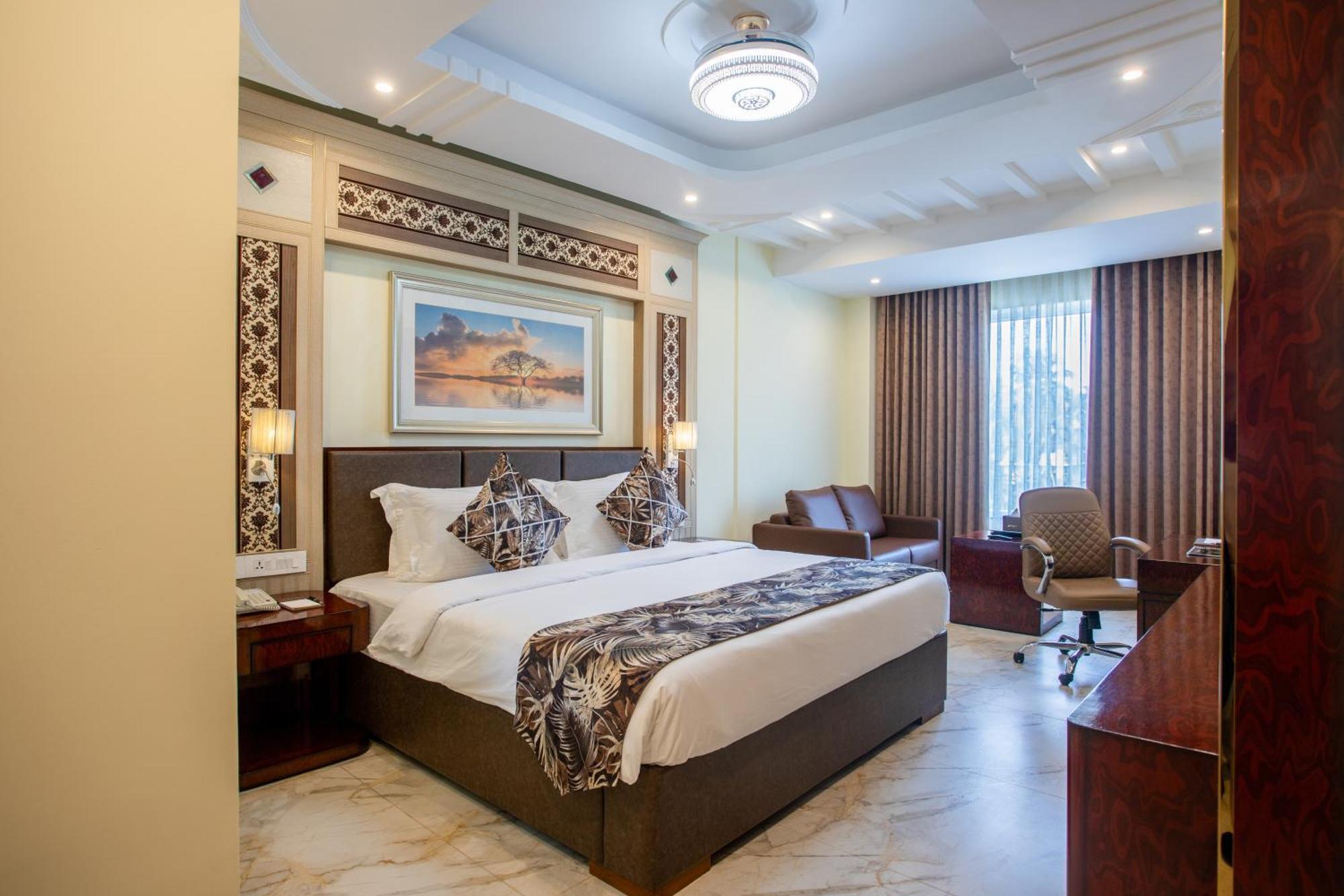 The Avenue Grand Hotel Calangute Exterior photo