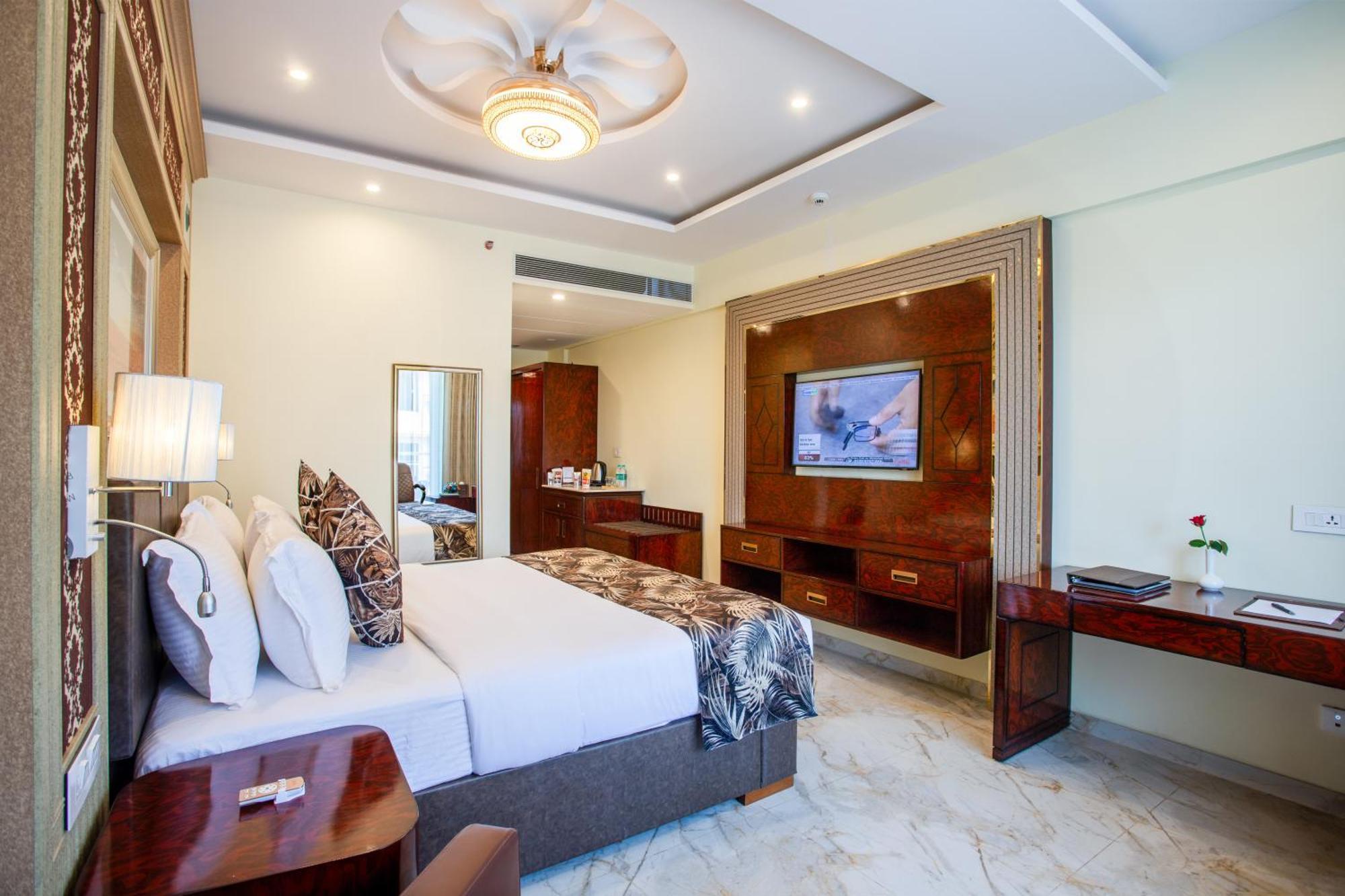 The Avenue Grand Hotel Calangute Exterior photo