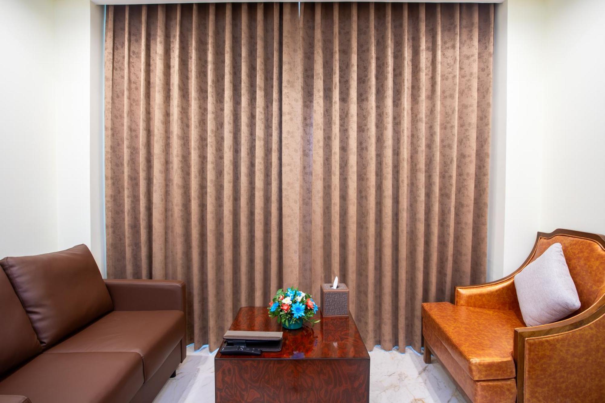 The Avenue Grand Hotel Calangute Room photo